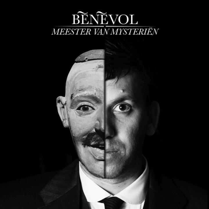 Bénévol - Meester van Mysteriën van/met Nikolaas Martens